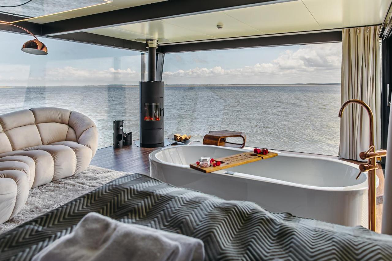 Grand Ht Houseboats - Domki Na Wodzie - Sauna, Jacuzzi, Kominek ميلنو المظهر الخارجي الصورة