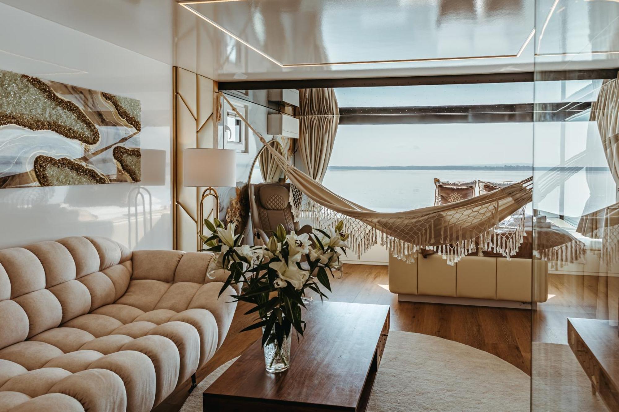 Grand Ht Houseboats - Domki Na Wodzie - Sauna, Jacuzzi, Kominek ميلنو الغرفة الصورة